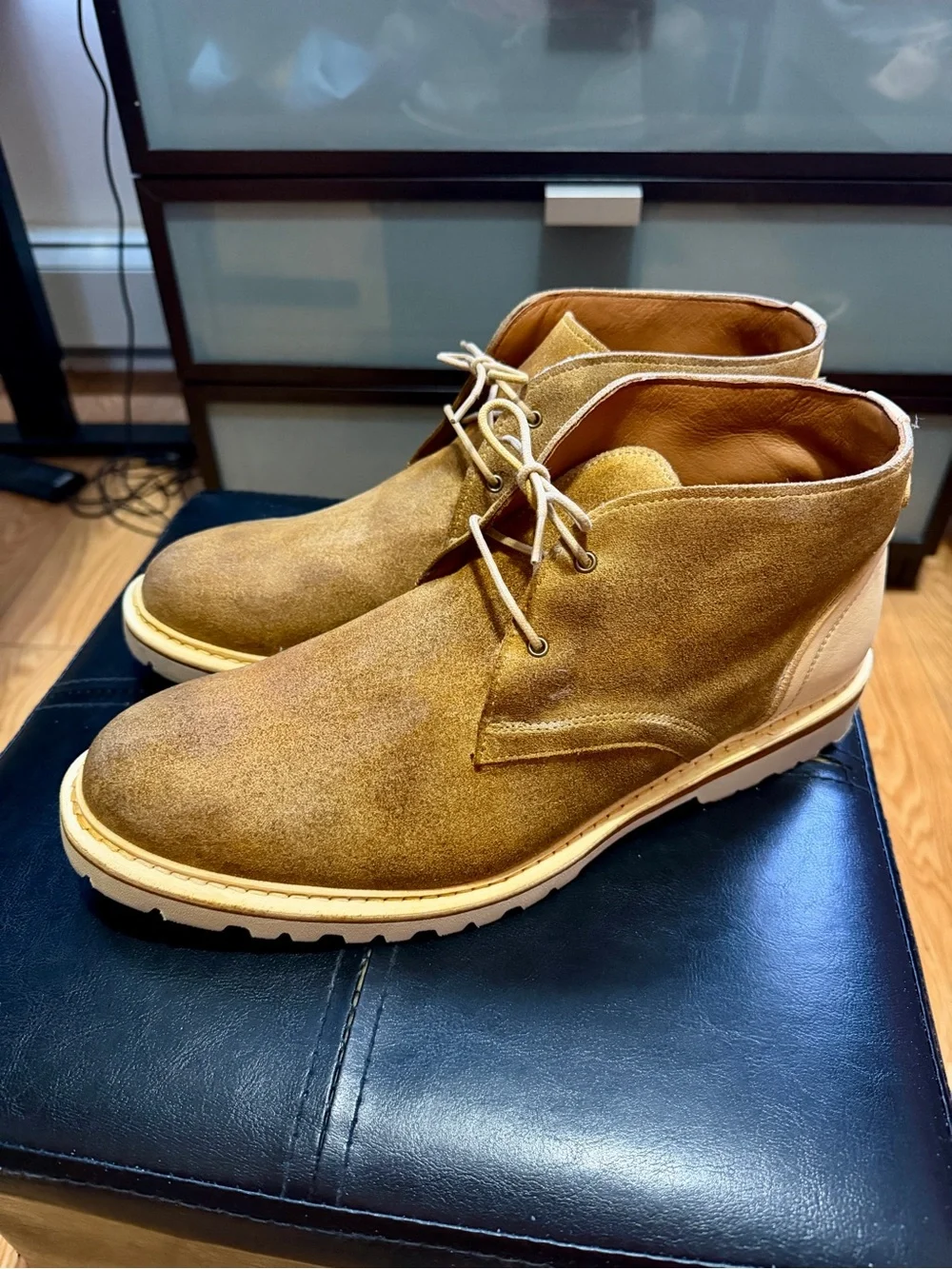 Allen Edmonds Vintage Suede Chukka Boots in Tan Brown
