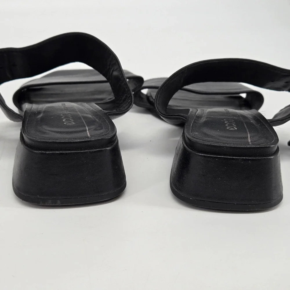 Ecco Danish Design Black Leather Wide Buckle Strap Block Heel Sandals 38 / 7