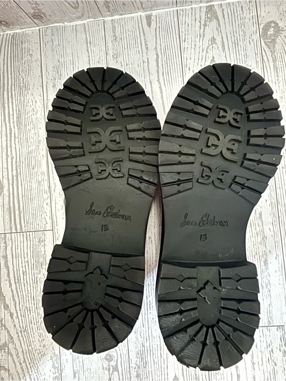 Sam Edelman classic patent