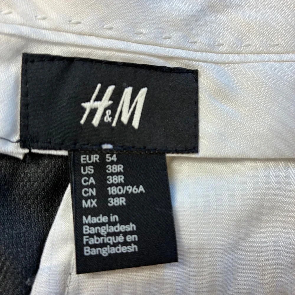 H&M slim fit