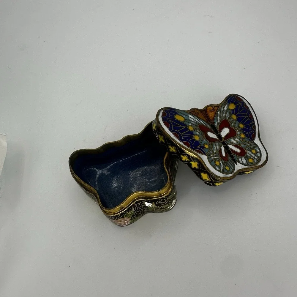 N/A cloisonné enamel