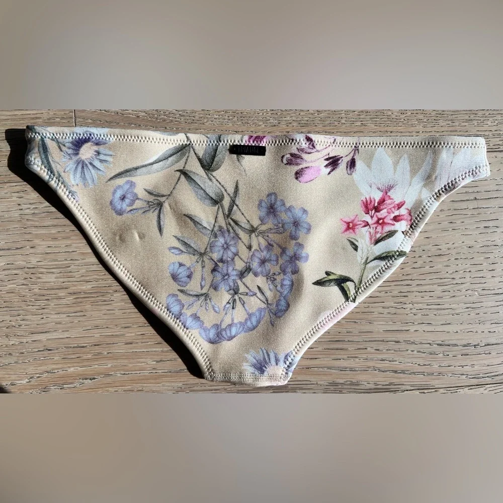 triangl swimwear new tag