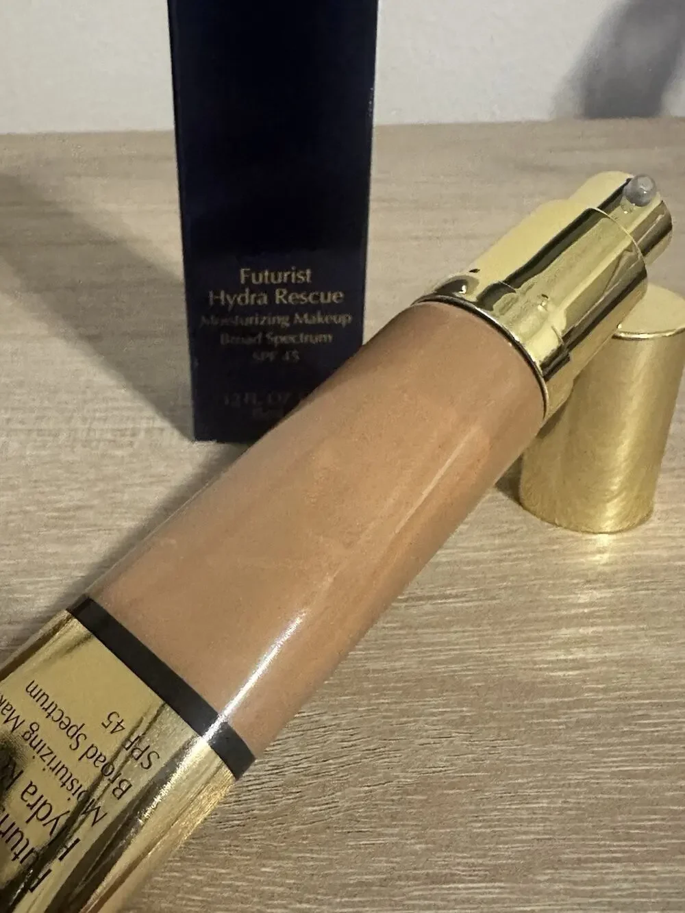 Estee Lauder Futurist Hydra Rescue Foundation 5N2 Amber Honey SPF45 1.2oz 35ml
