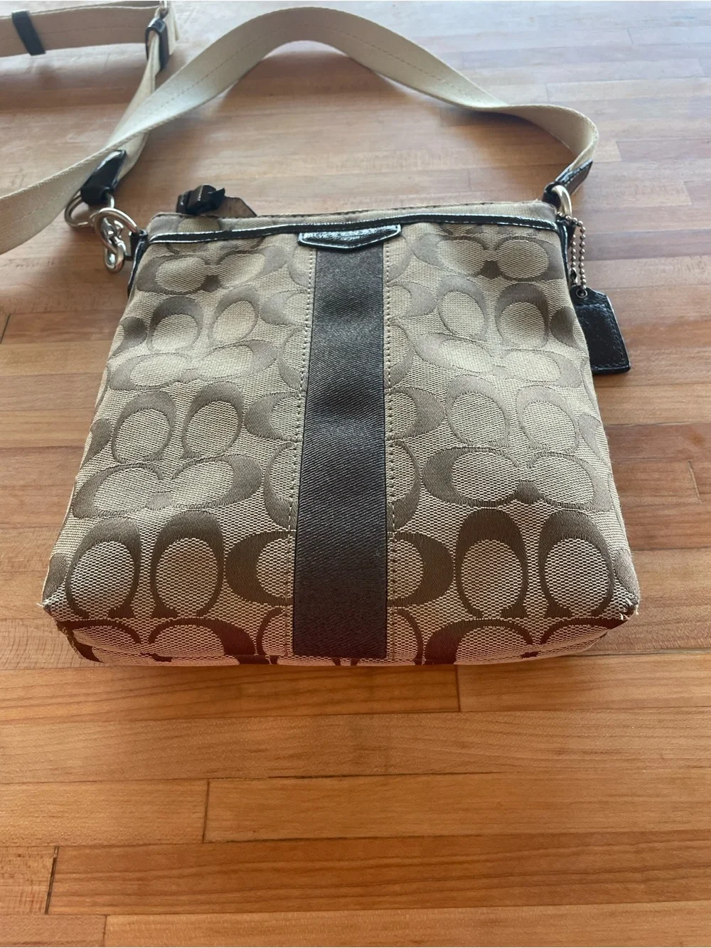 Coach Heritage Stripe Swingpack Crossbody Bag