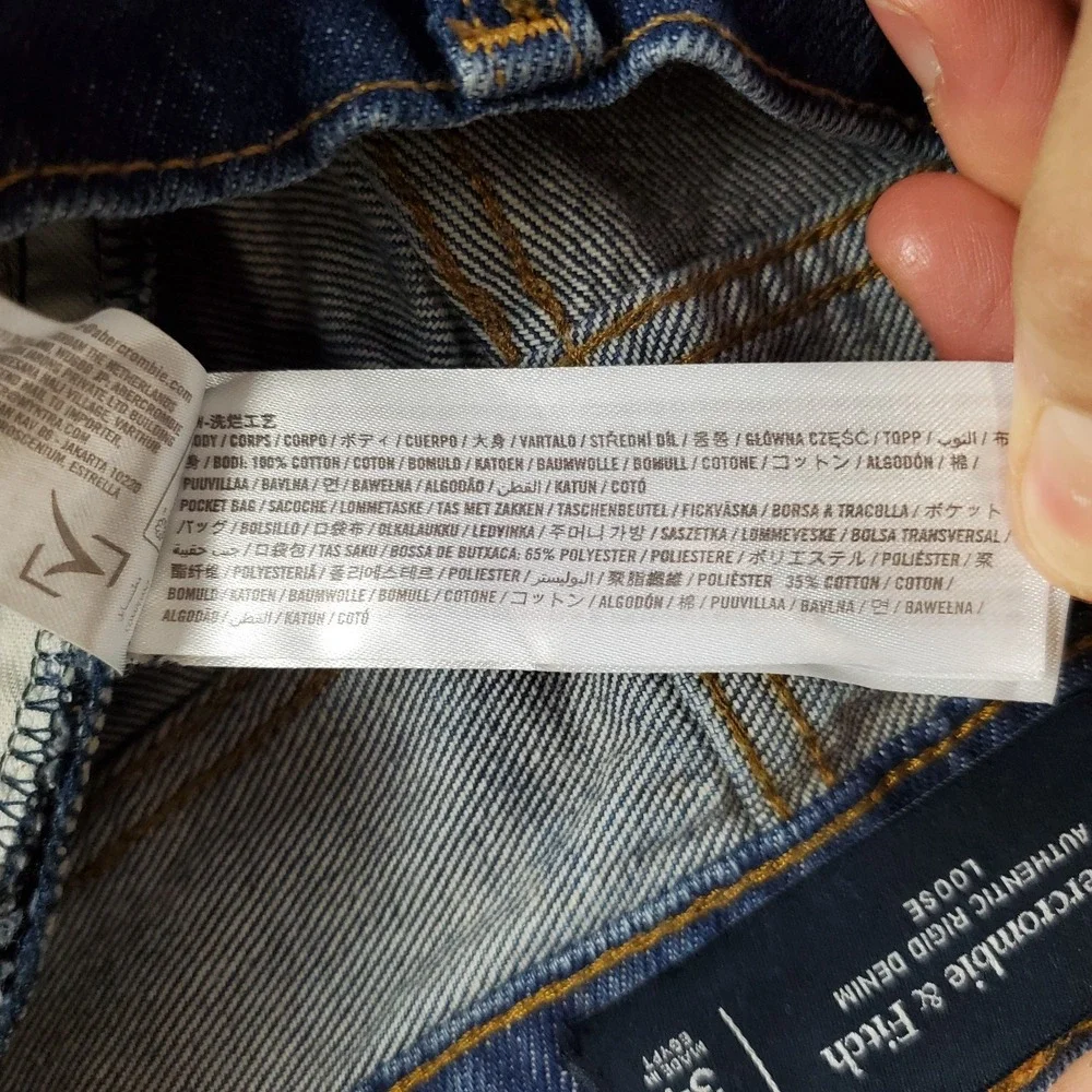 Abercrombie & Fitch excellent tagged