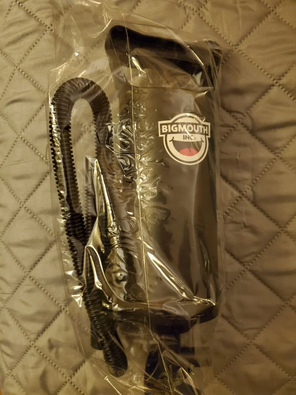 Bigmouth pet sprinkler