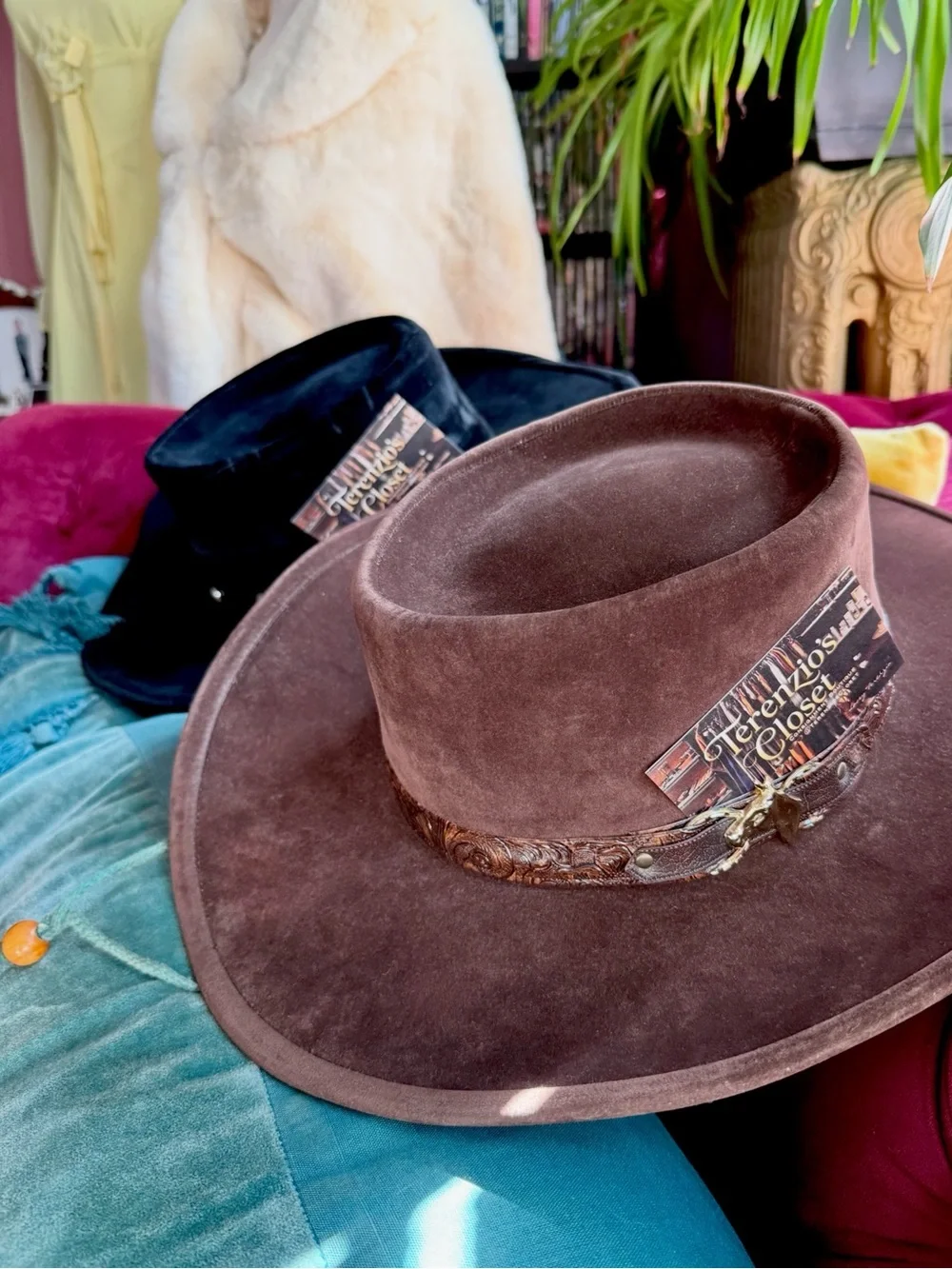 Vintage Bailey U-Rollit Leather Tooled Belted Gambler Western Hat - Brown Velvet