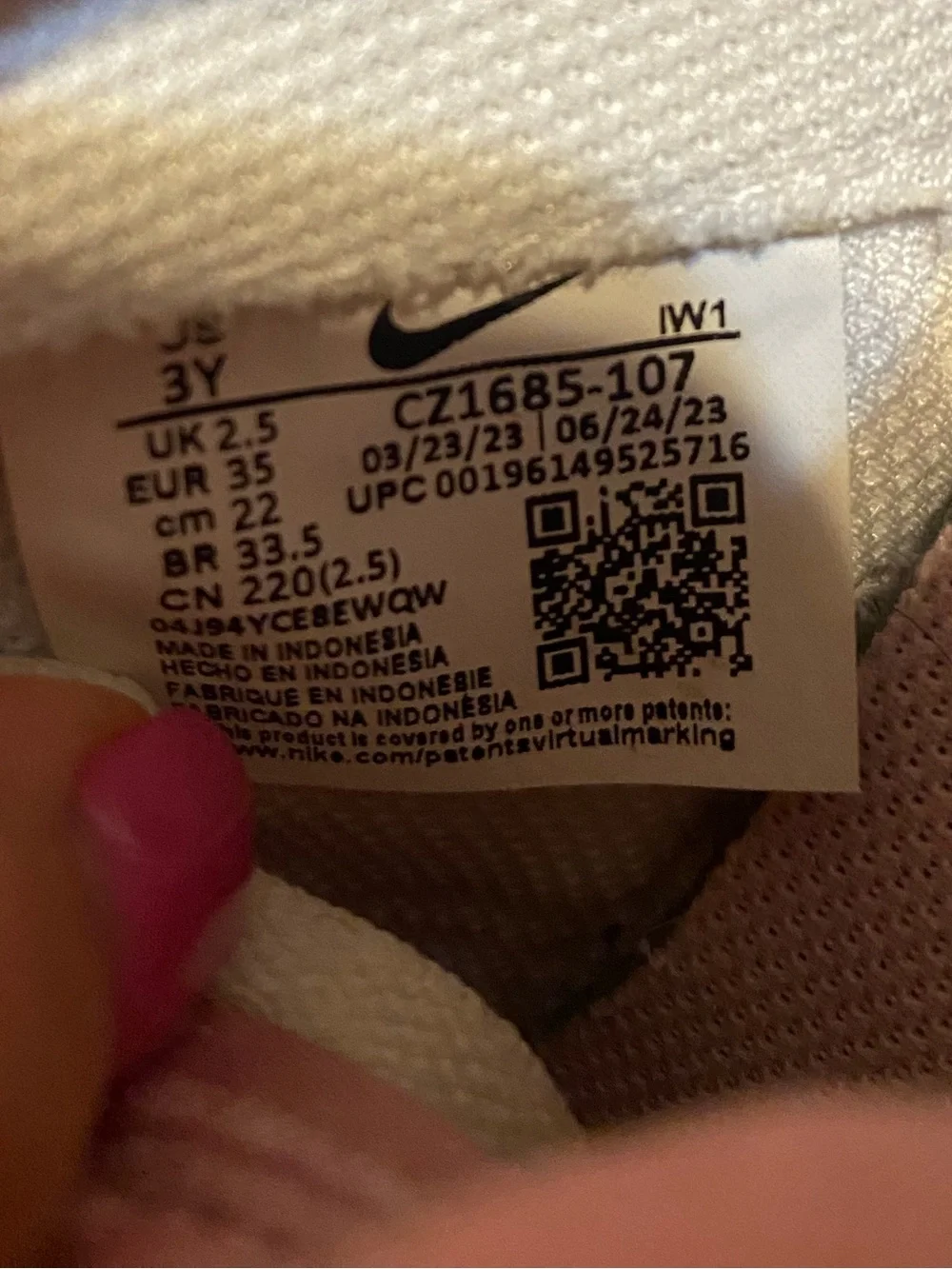 Nike please adorable these