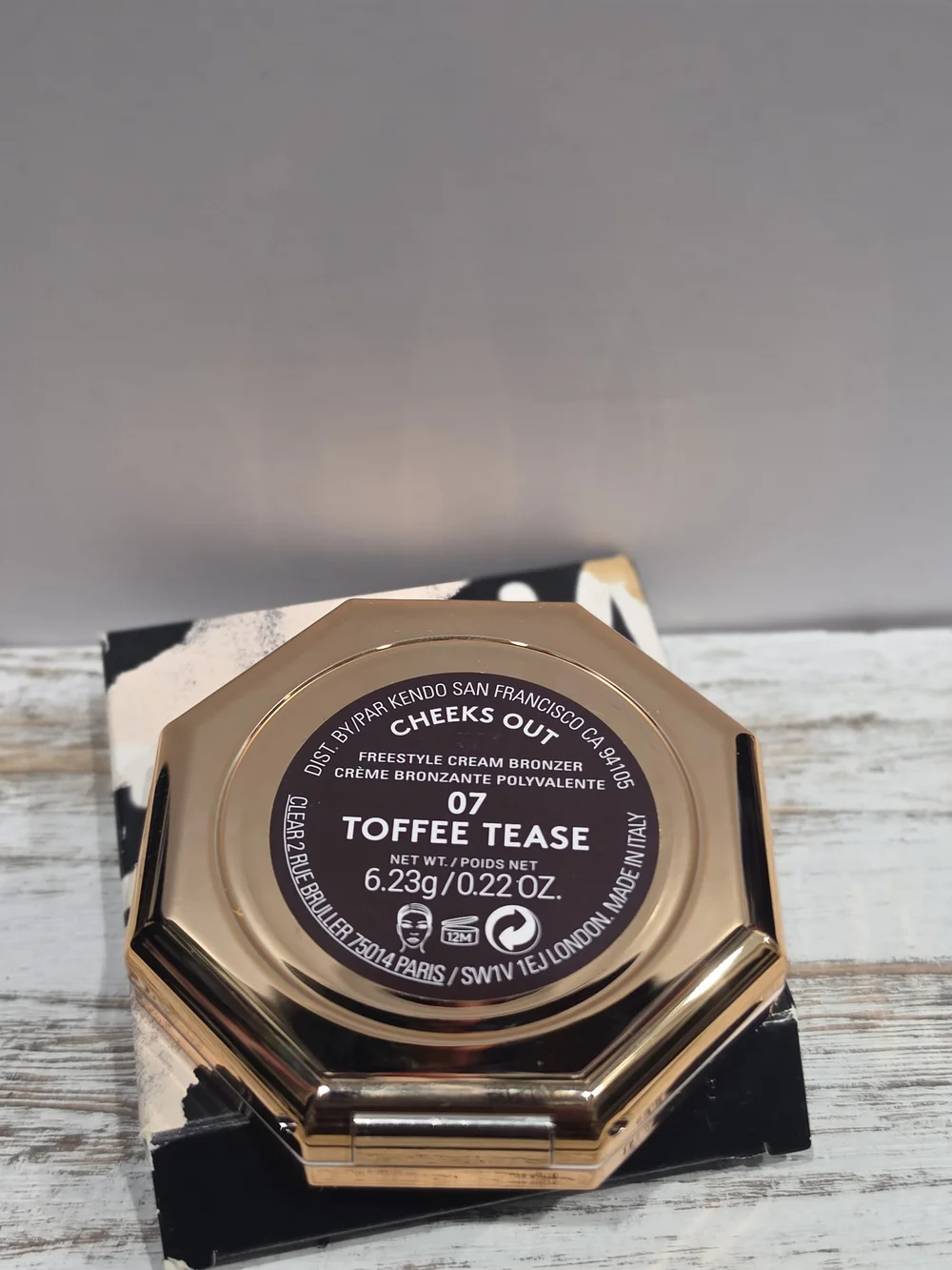 Fenty Beauty cream bronzer