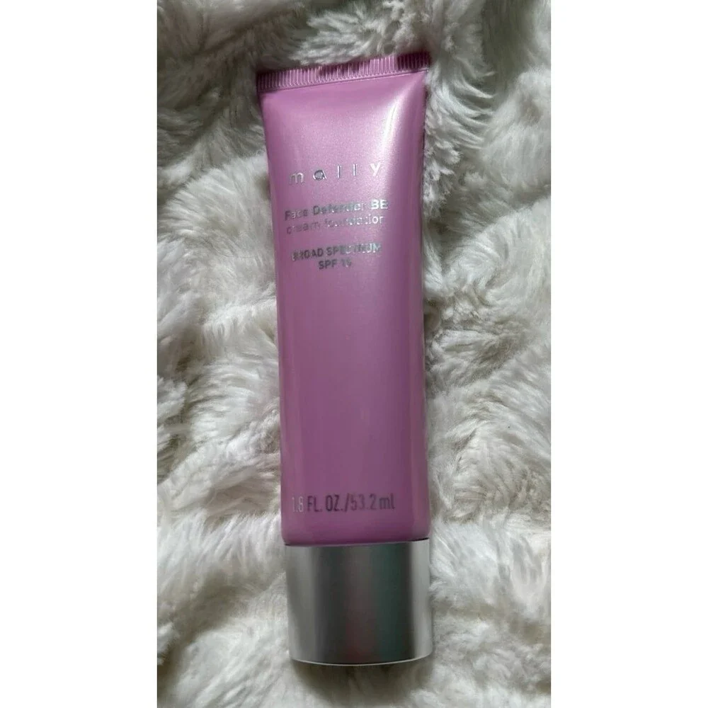 Mally LIQUID FACE DEFENDER Foundation