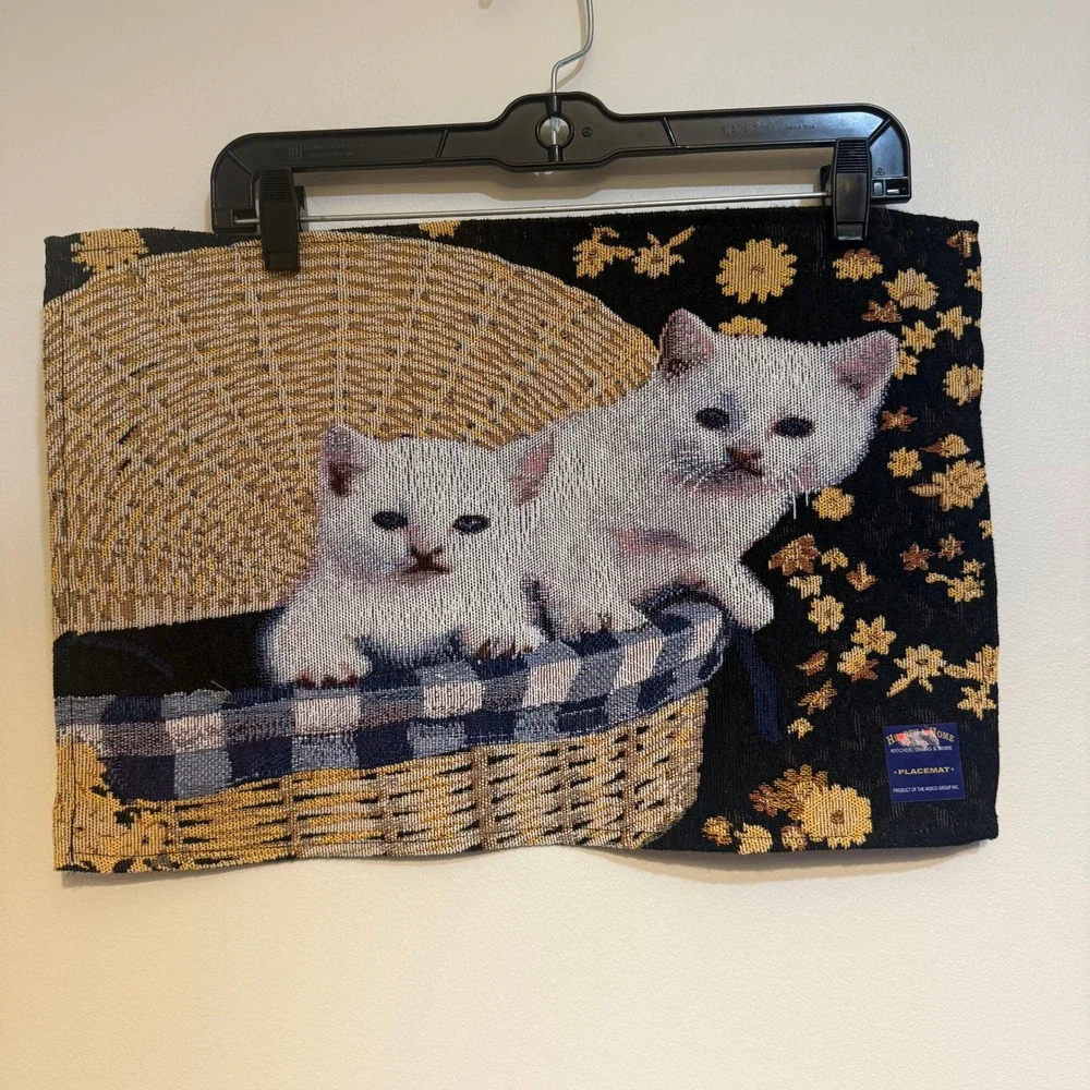 Two Nidico Cat Lover Tapestry Placemat White‎ Kittens Basket NWT NOS