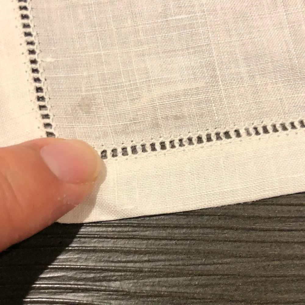 Classic Cream Linen with Openwork Border (11)