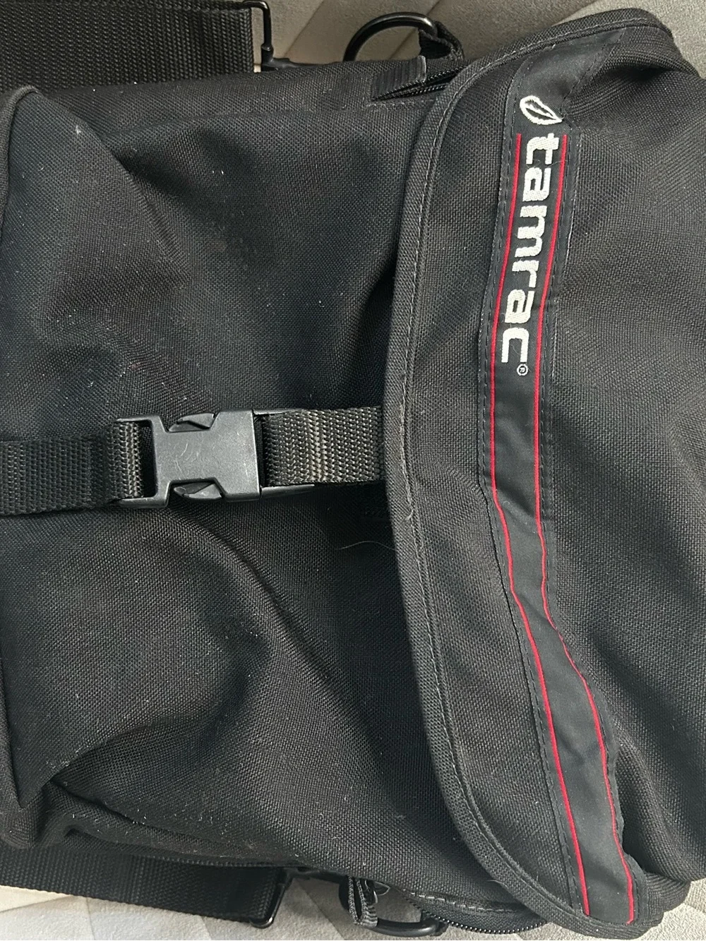 Tamrac black shoulder