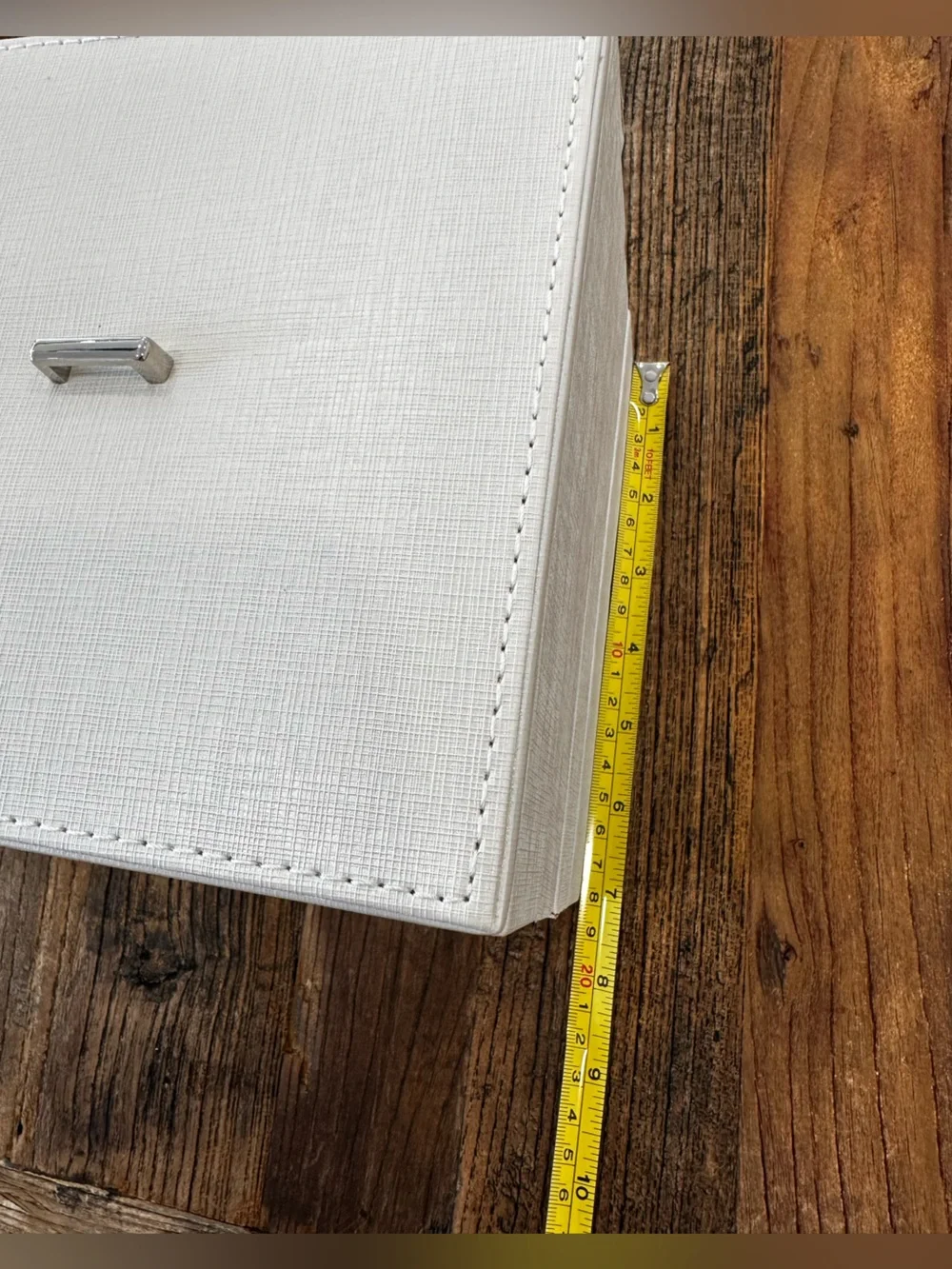 N/A elegant white