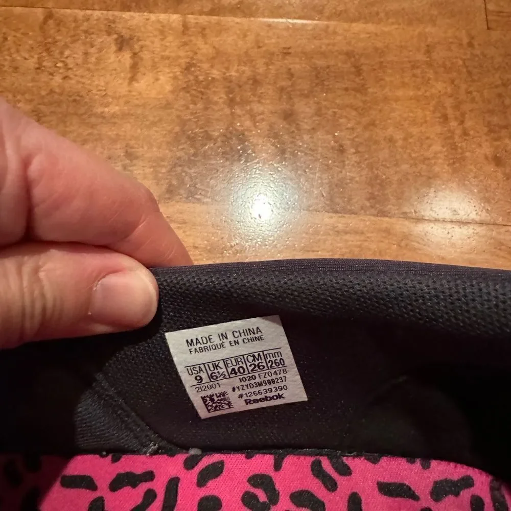 Reebok woman’s slip