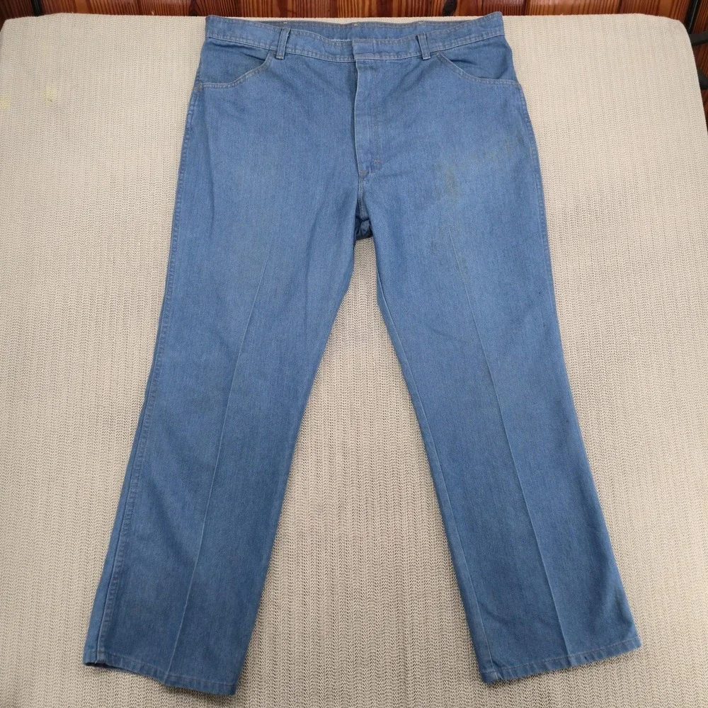 Vintage Wrangler Jeans Mens 42x30 Light Wash Blue Relaxed Fit Straight Leg Denim