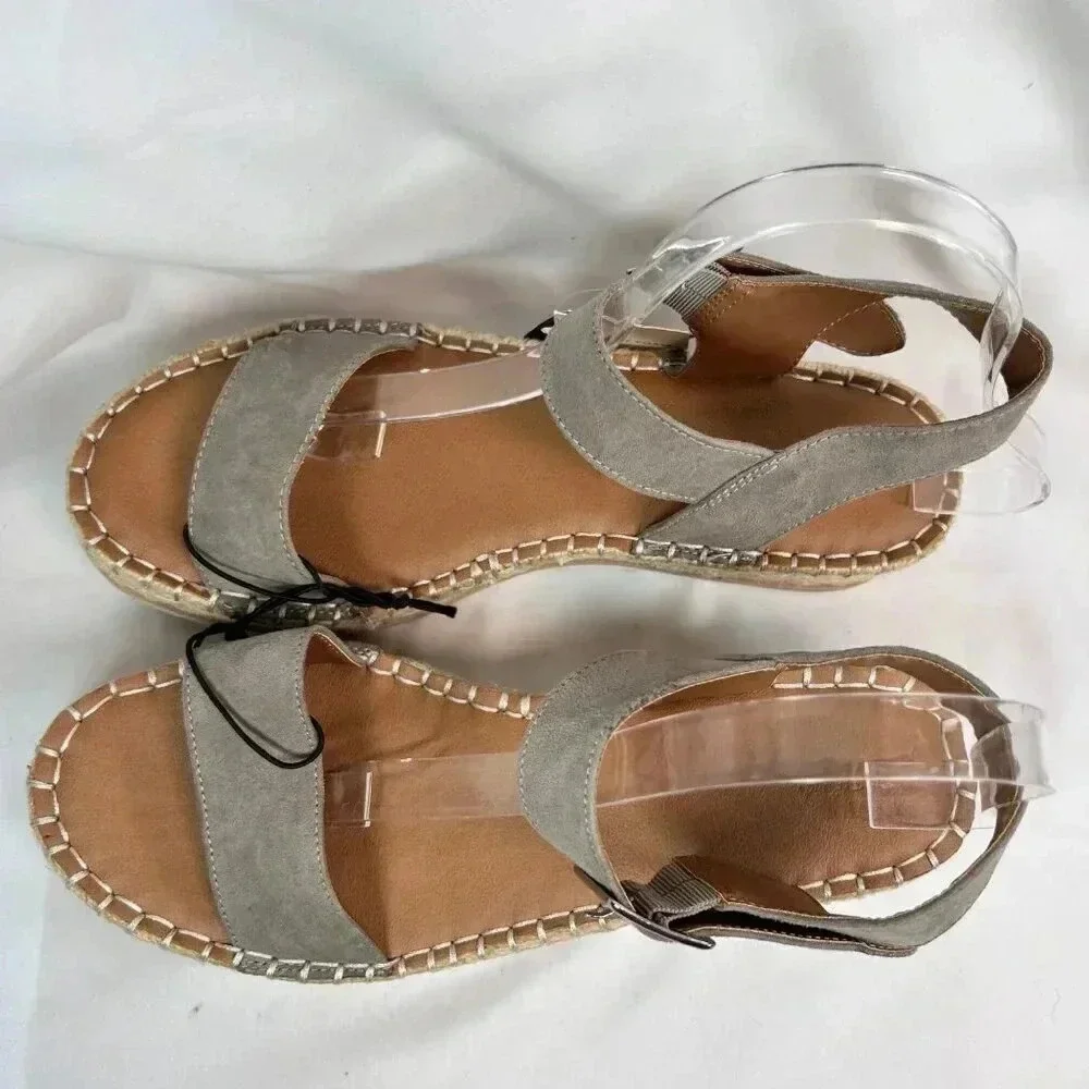 Universal Thread nwt universal