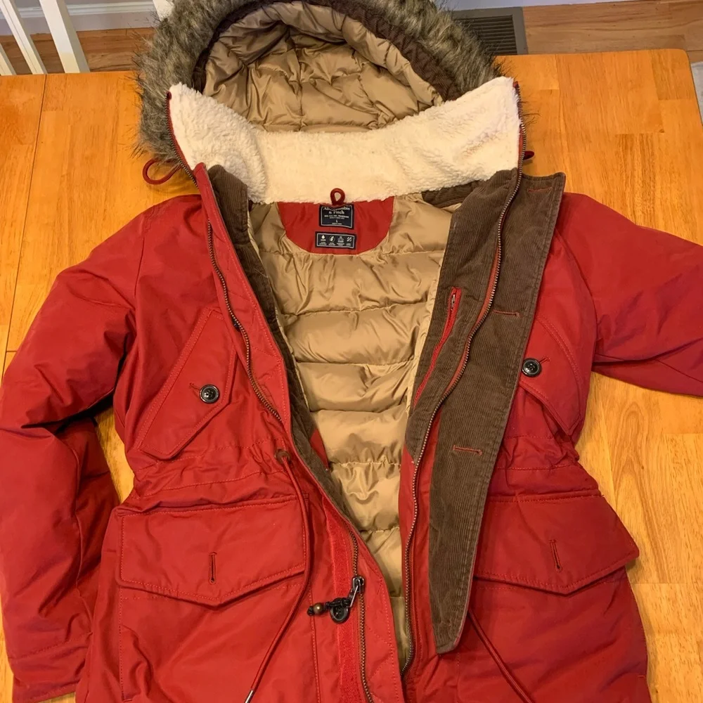 Abercrombie & Fitch warm hooded
