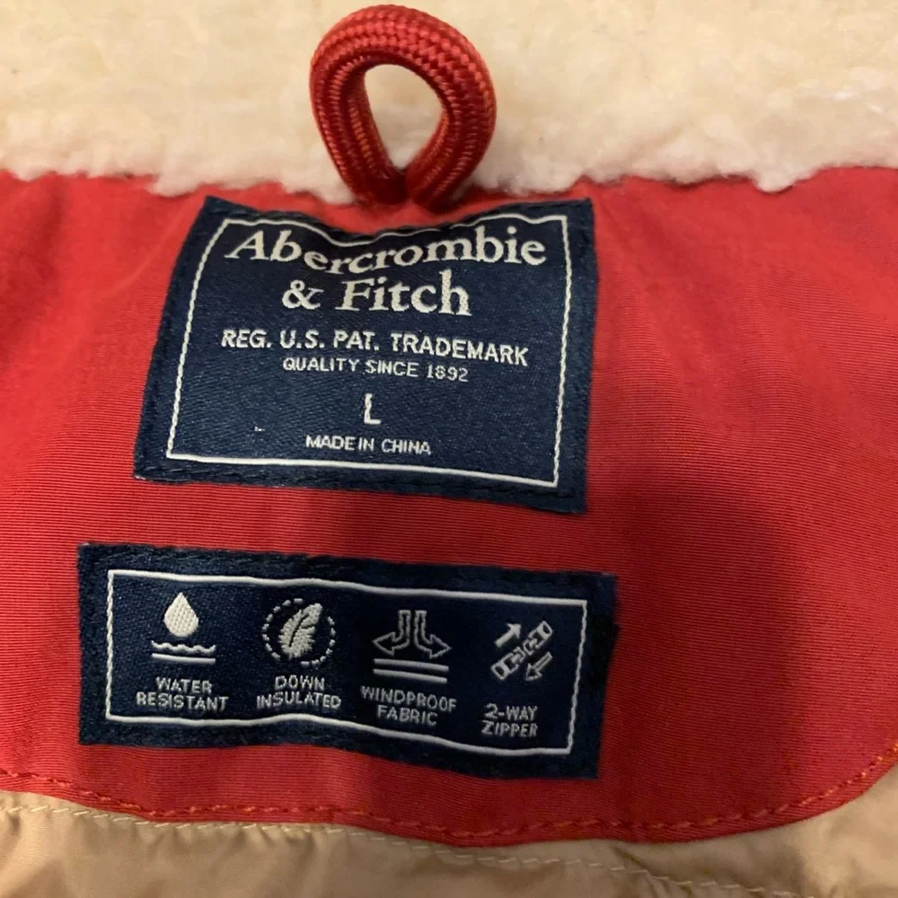 Abercrombie & Fitch warm hooded