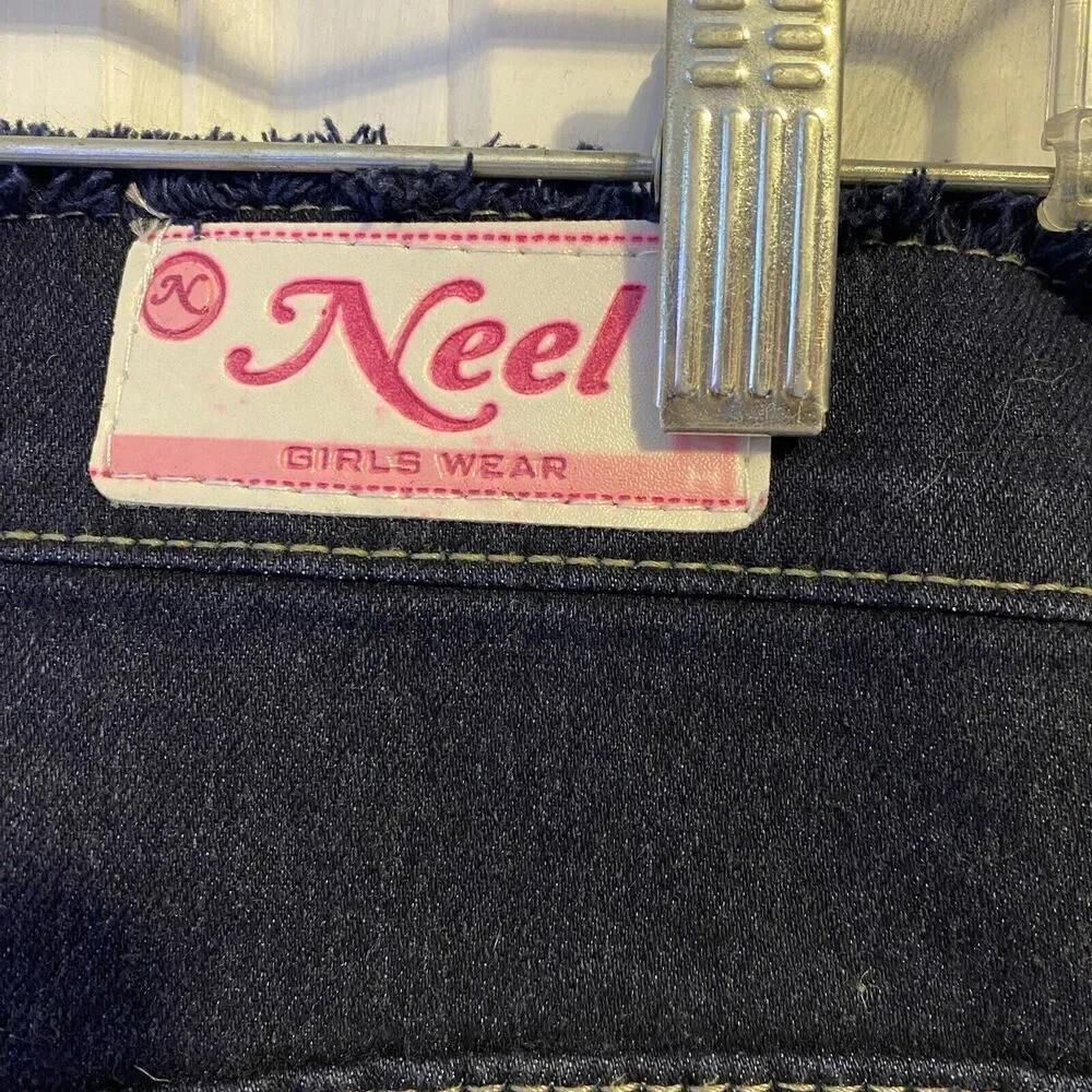 Neel step into