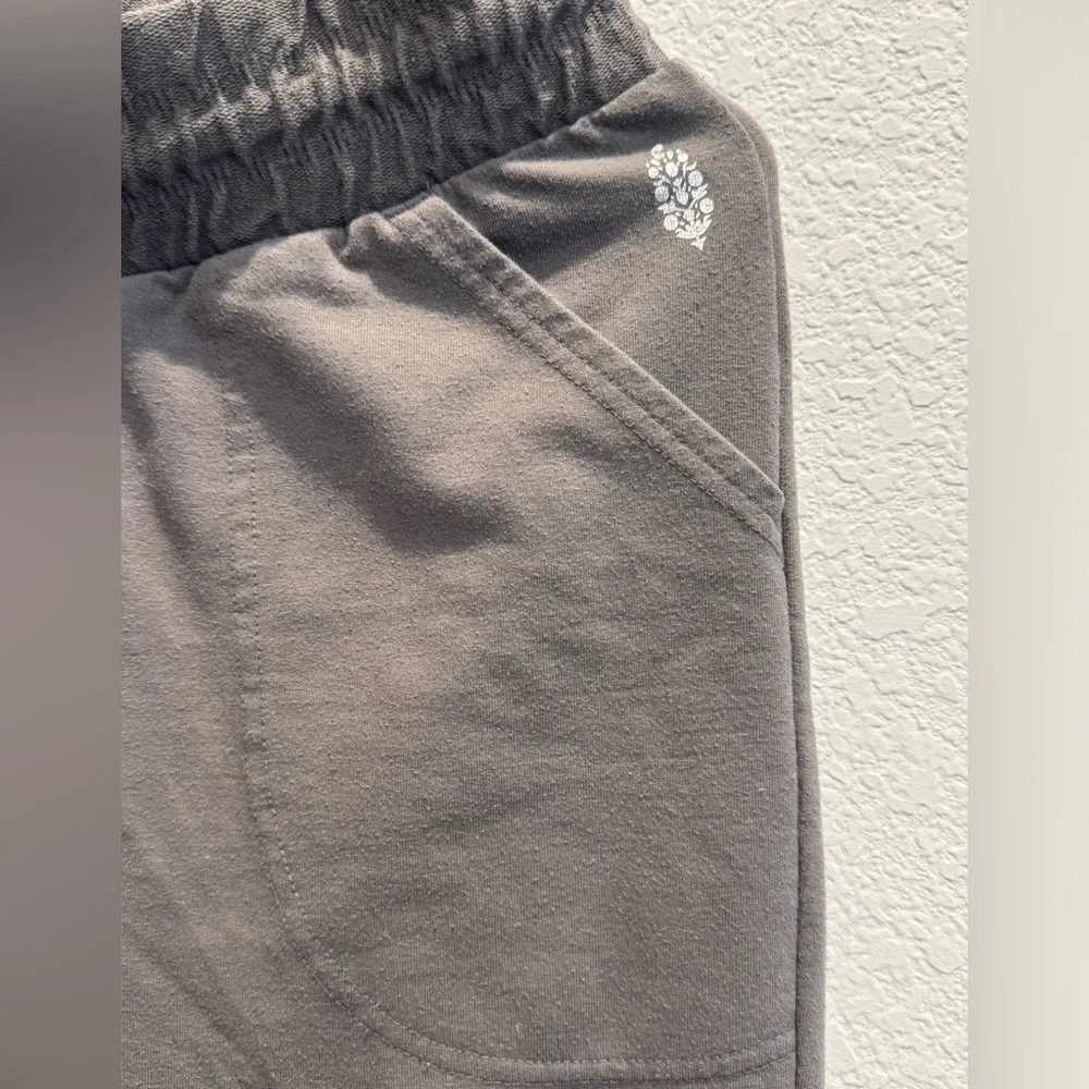 Free people movement joggers in grey - size small