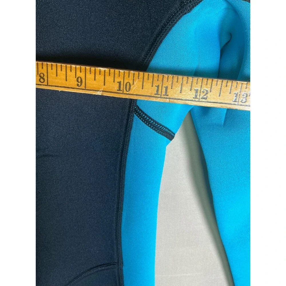 Hevto Kids Wetsuit Size 8 Full Body 3mm Neoprene Diving Surfing Suit Blue Black