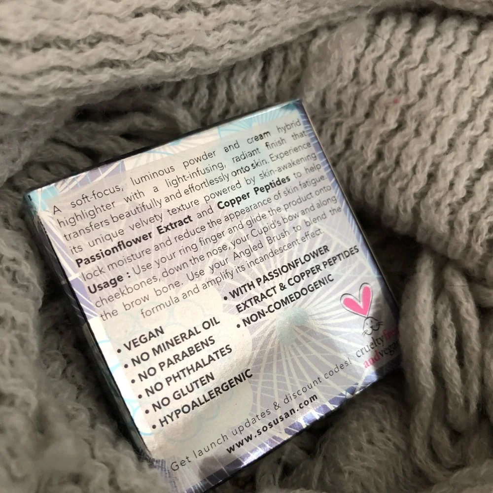 So Susan Cosmetics halo combines