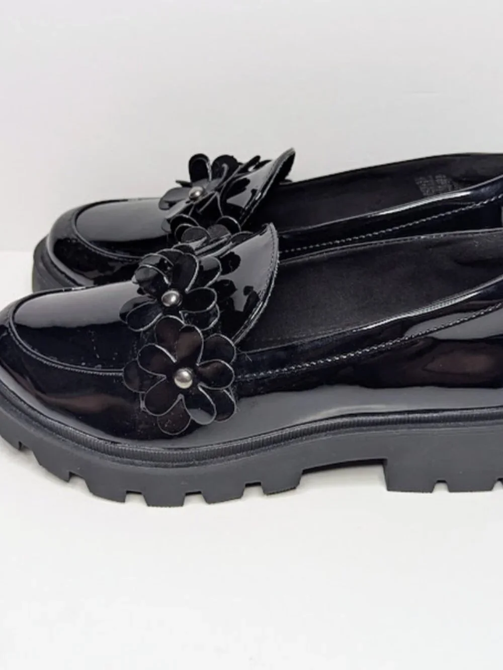 Sonoma adorable black