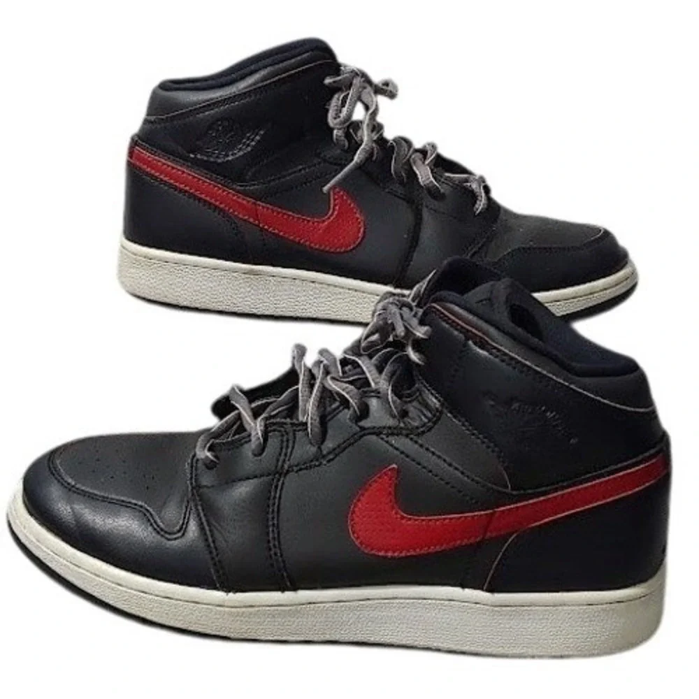 Nike pair air