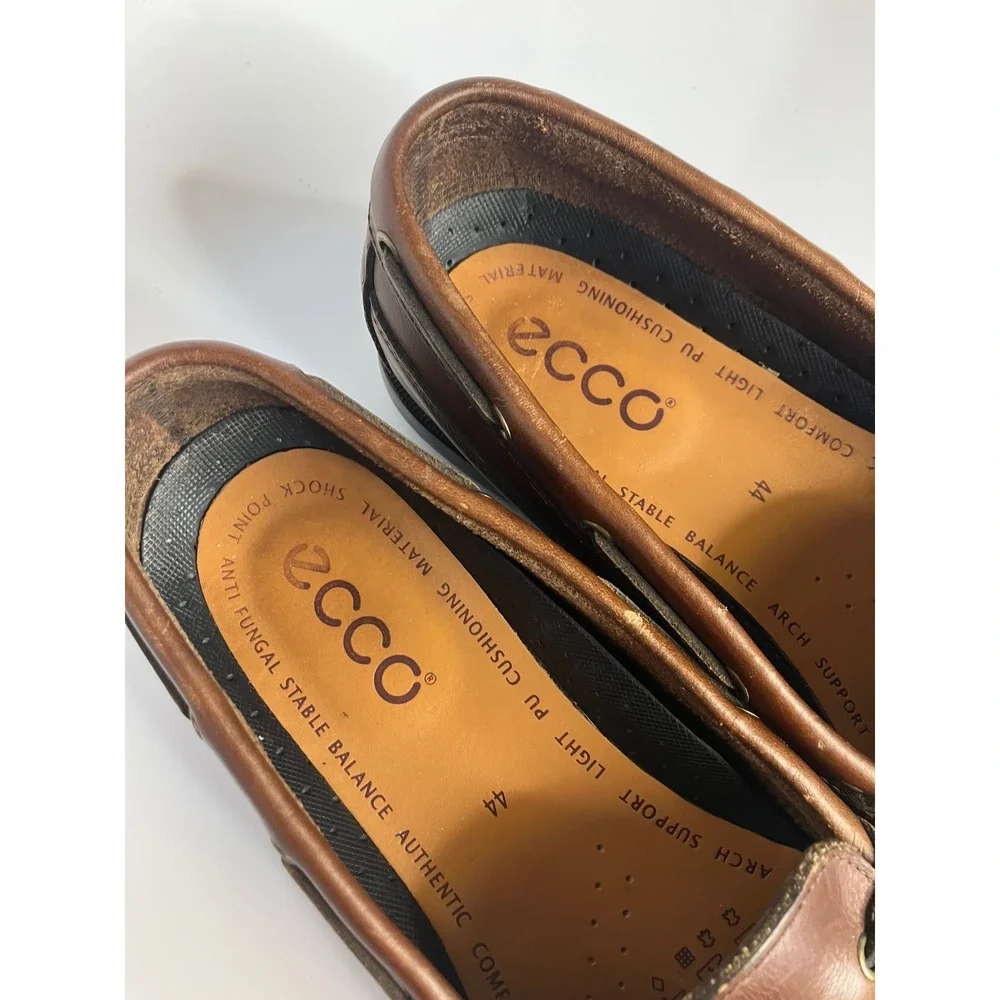 Ecco leather boat