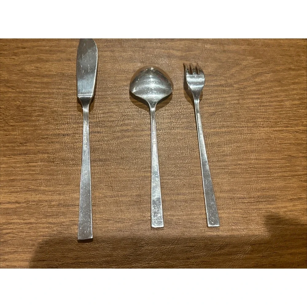 International Silver pre owned