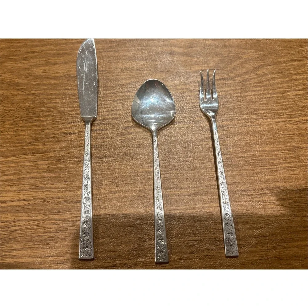 International Silver pre owned