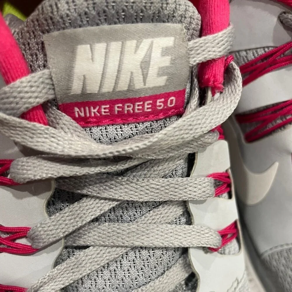 Nike flexible surfaces grey