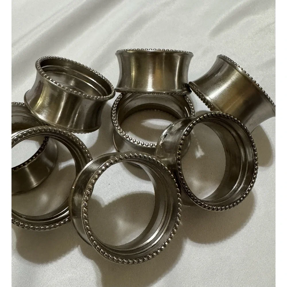 Silver Tone Beaded Edged Napkin Rings Set Of‎ 8