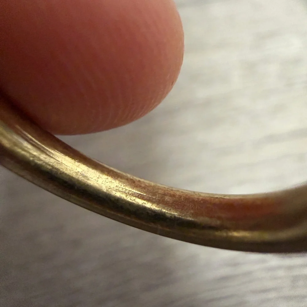 N/A elegant gold