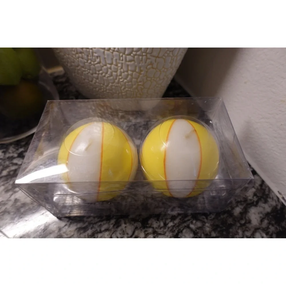 Target‎ 2005 Beach Ball Candles Set of 2 Yellow White Striped Summer Decor NEW