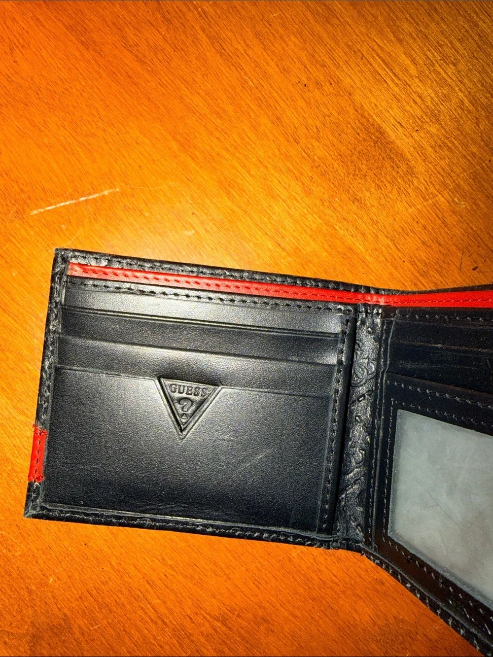 Guess modern leather