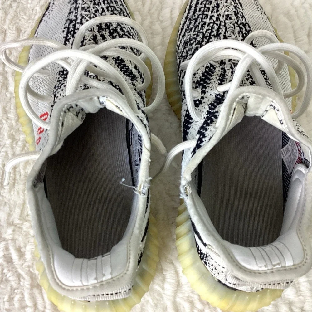 Adidas Yeezy Shoes V2 Boost 350 Men's Size 7 Low Zebra, Moderate Wear