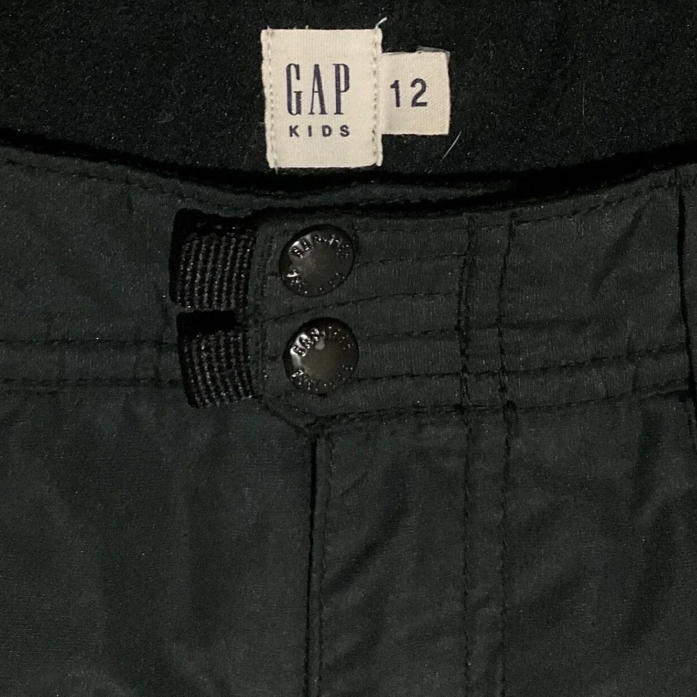 GAP waist opening