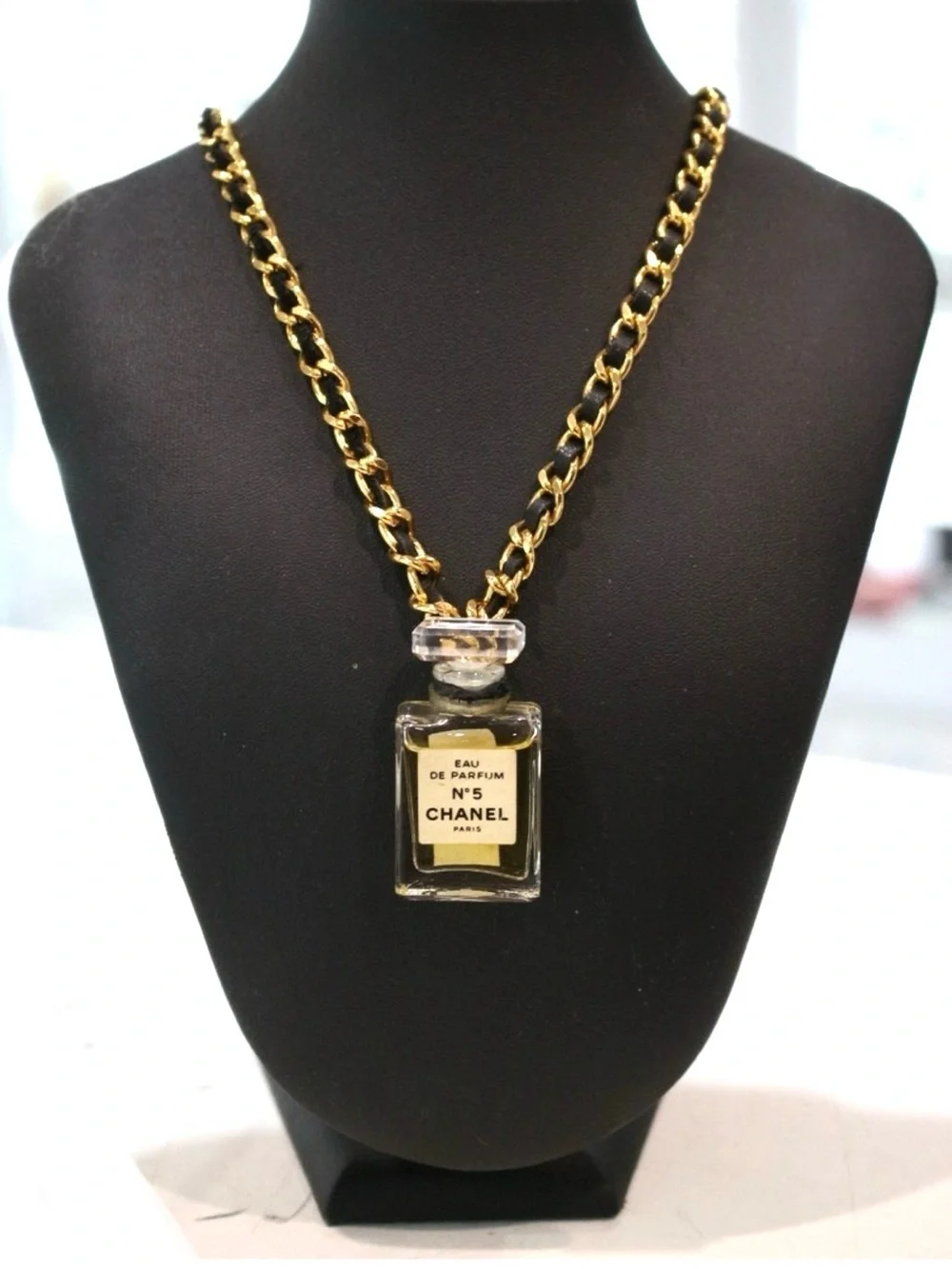 Authentic vintage Chanel No. 5 Perfume Bottle Necklace gold black chain