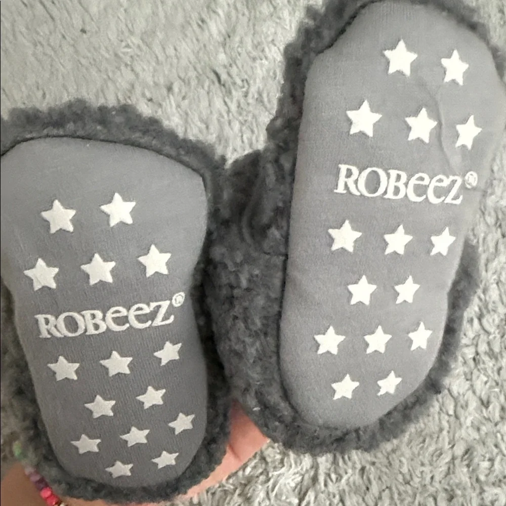 Robeez these soft