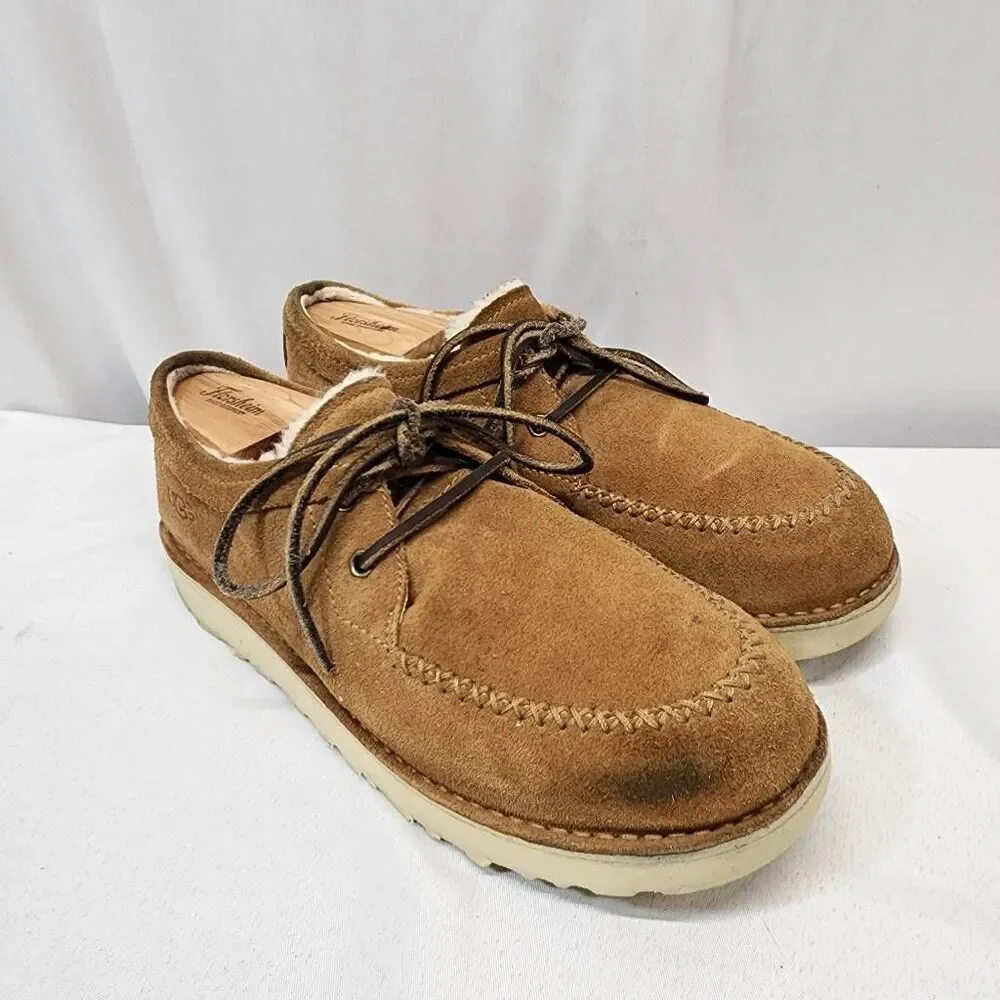 UGG Mens 10 Campout Low Chukka Boot Sheepskin Sherpa Lined Lace-Up