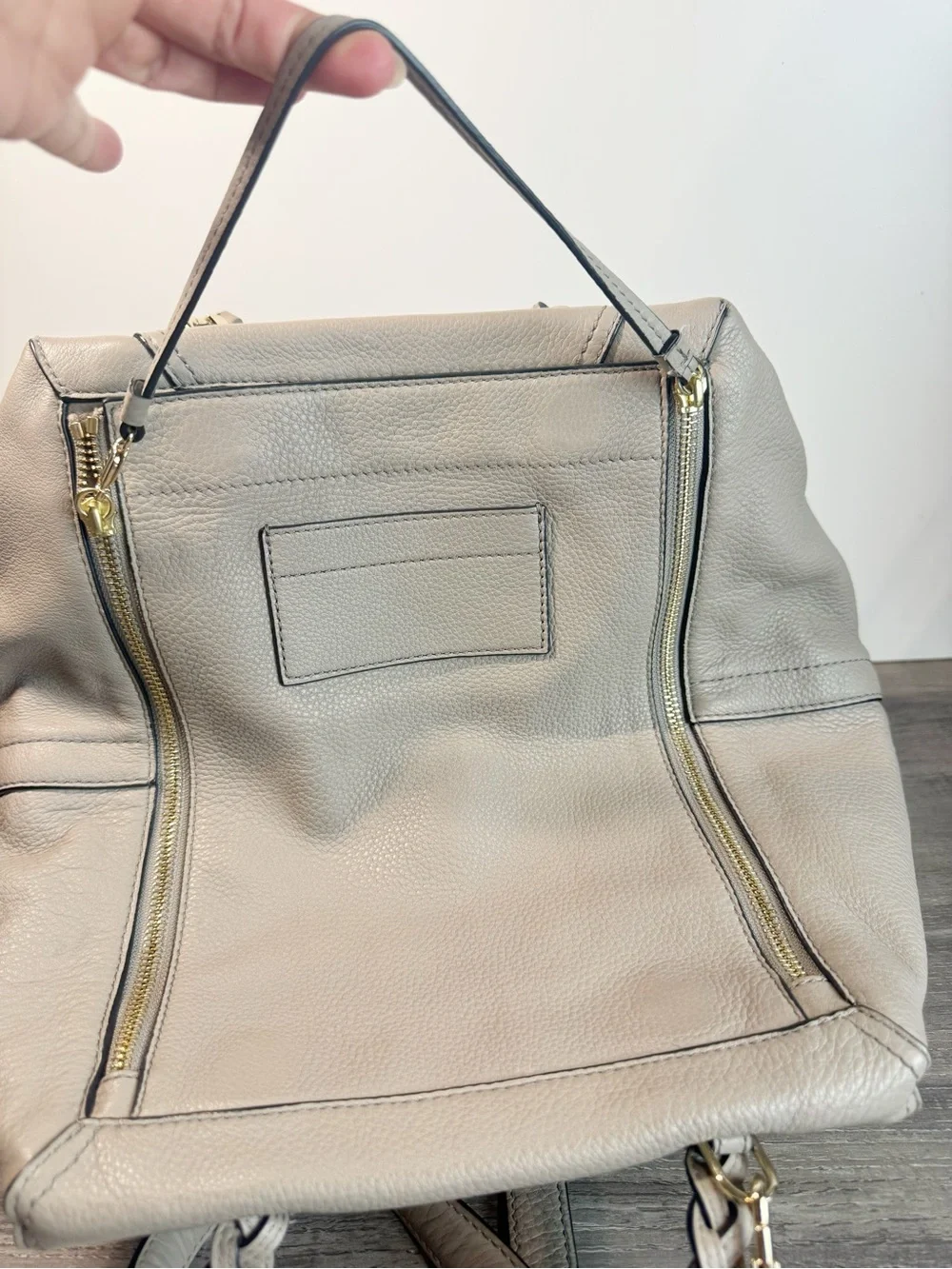 Tory Burch front crossbody pet