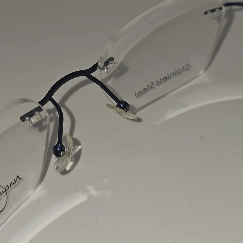 Naturally Rimless discover sleek