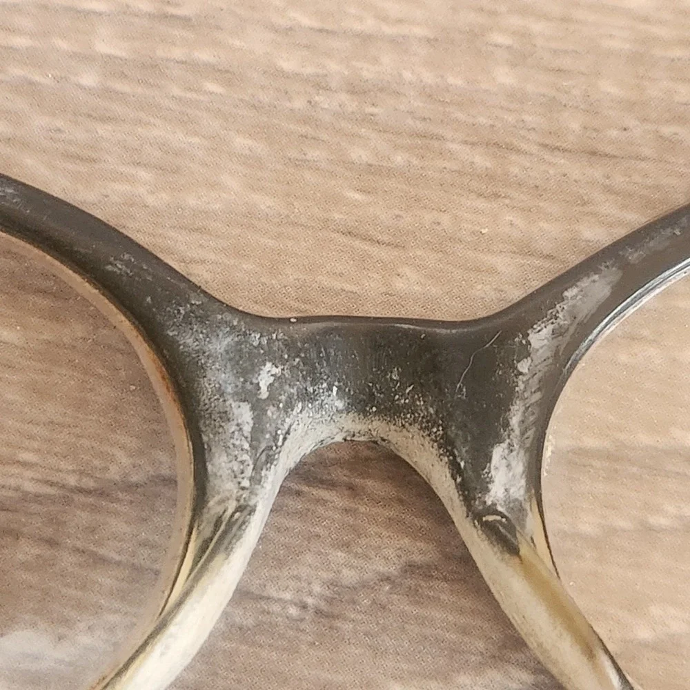 L.Evrard frames only