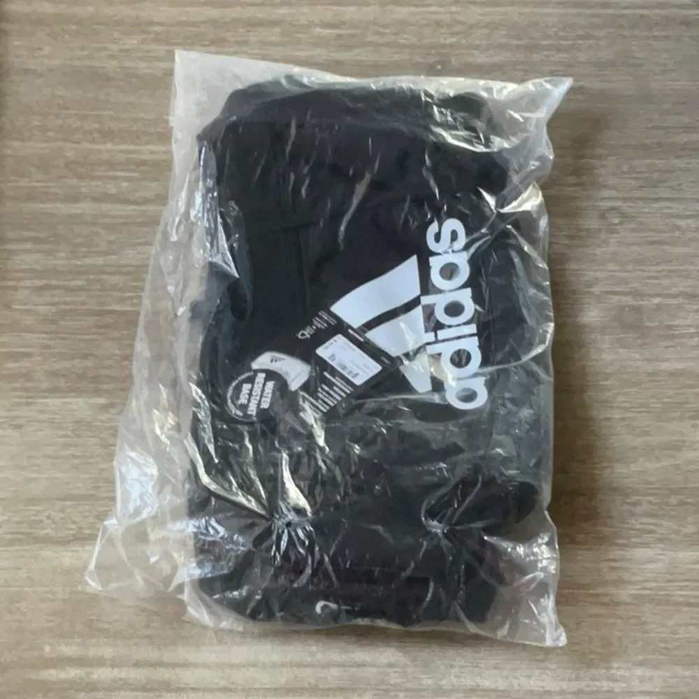 adidas dimensions 20