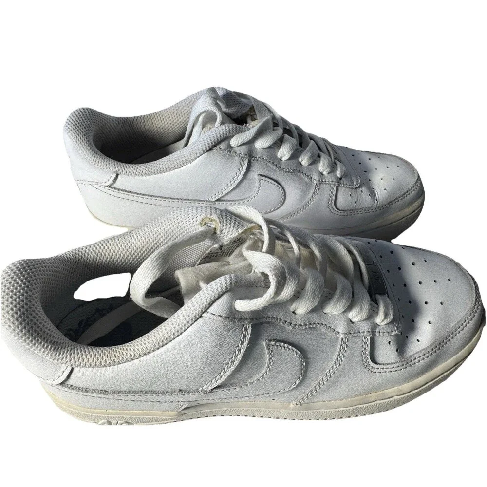 Nike iconic low