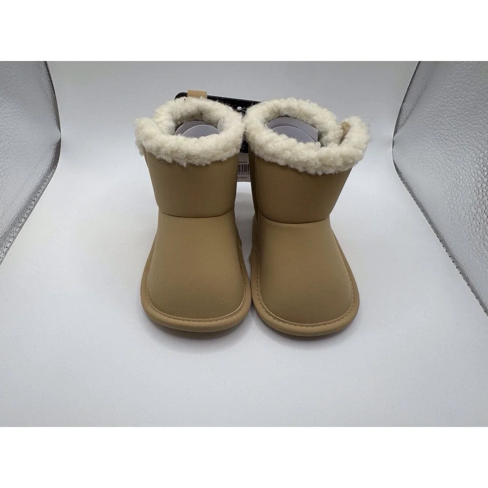 Carter's Child of Mine Baby Shoes NWT Infant Toddler Soft Sole Crib Shoes 0-3 M‎