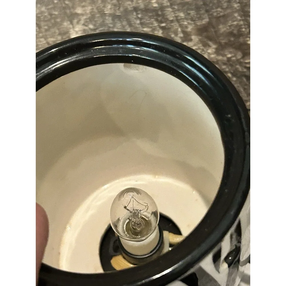 SCENTSY Warmer Zebra Full Size Wax Warmer Black &‎ White Safari