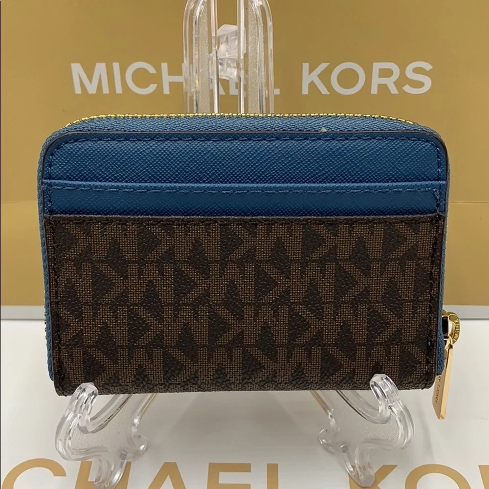 Michael Kors nwt authentic